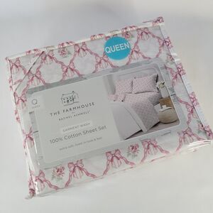 Rachel Ashwell Farmhouse Shabby Chic QUEEN Sheets Pink Ribbon Bows Roses Cotton